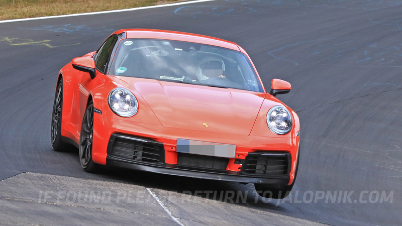 Illustration for article titled All Porsche 911s Will Go Widebody Next Year: Report
